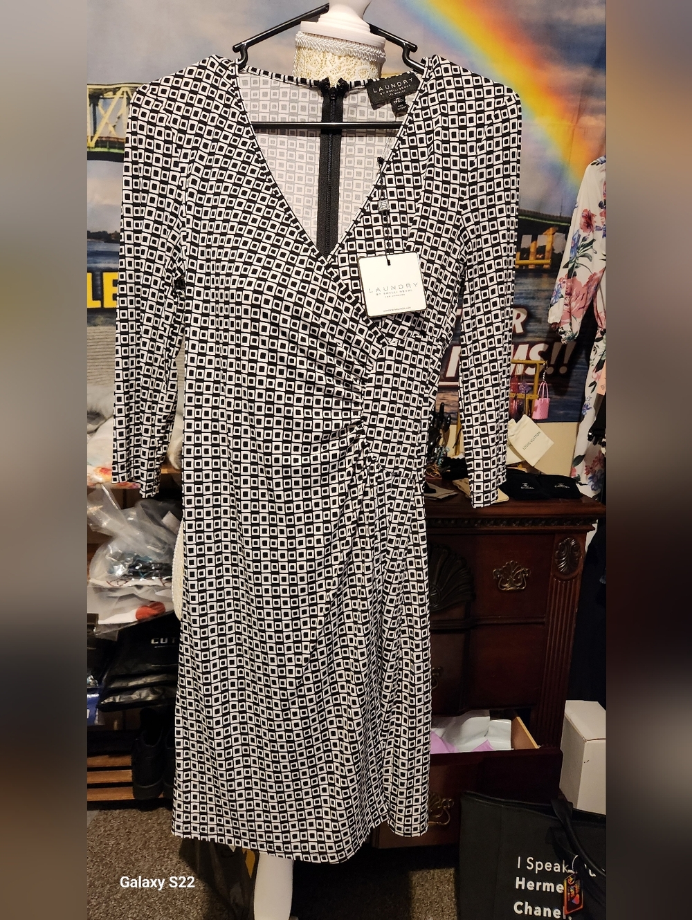 NWT SIZE XSMALLLaundry By Shelli Segal Black and White Geometric Dress